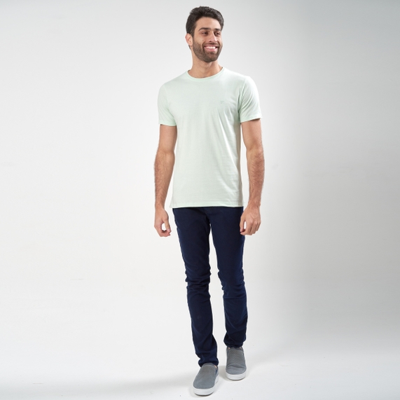 CAMISETA BÁSICA VERDE CLARO PADRÃO
