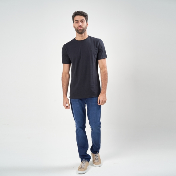 CAMISETA BASICA PRETA PADRÃO