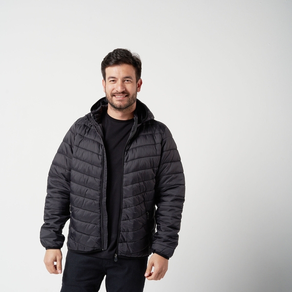 JAQUETA MASCULINA MATELASSÊ PRETA PADRÃO