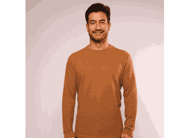 CAMISETA MANGA LONGA PADRÃO MALHA TEXTURIZADA MARROM