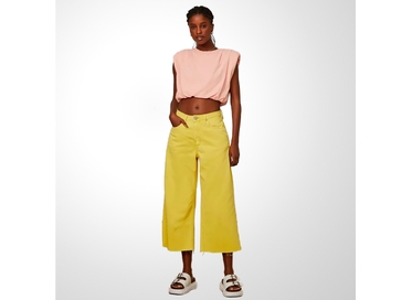 REGATA FEMININA BOX CROPPED COM OMBREIRAS ROSA ANIMALE