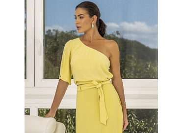 BLUSA FEMININA OMBRO ÚNICO AMARELA PADRÃO
