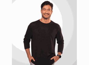 CAMISETA MANGA LONGA PADRÃO MALHA TEXTURIZADA PRETA